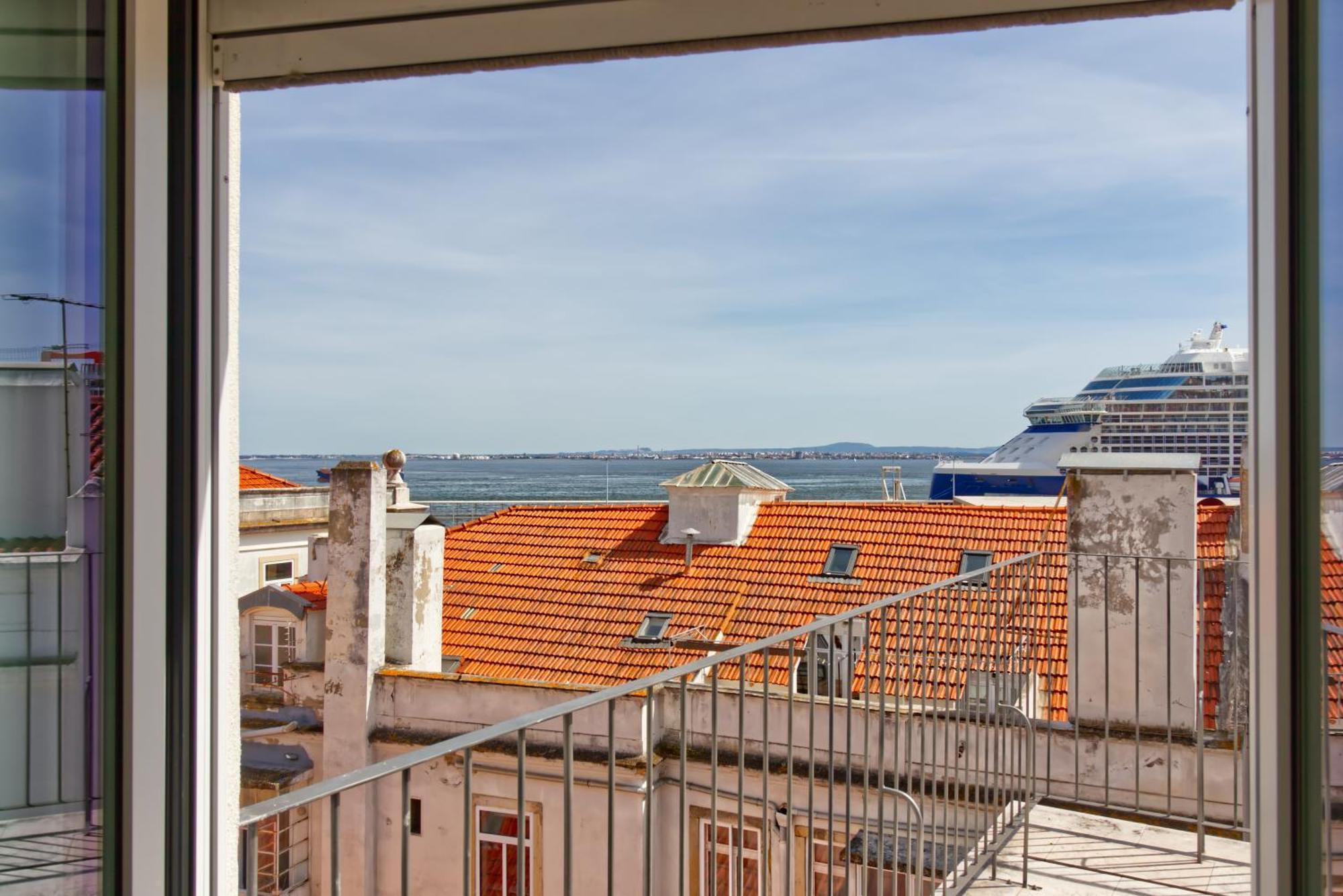 Inloveapartments - Luxury In Alfama Lisbon Exterior photo